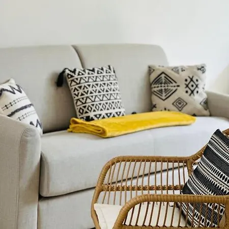 Confortable Apartament Laon